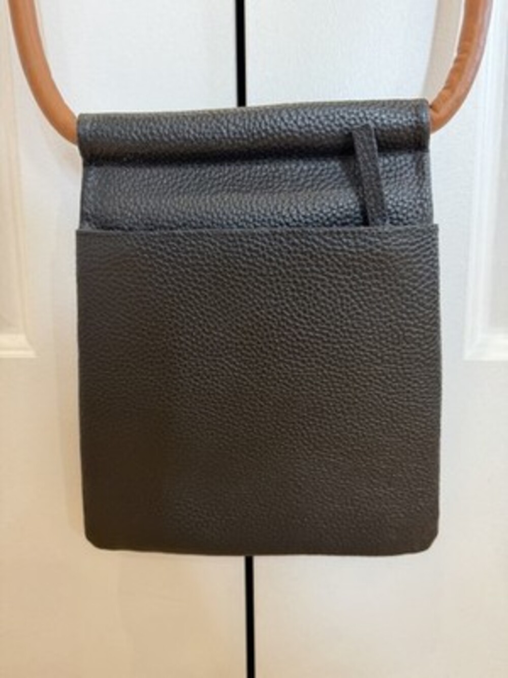 Cleo & Patek Italy Black Pebbled Leather Crossbody Bag with Red Lining NWOT NEW